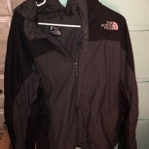 Men’s northface rain jacket with liner